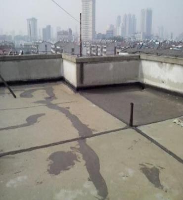 北海市漏水维修 楼顶漏水是什么原因，楼顶漏水维修方法是什么?